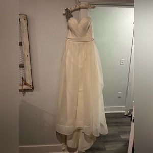 White by Vera Wang wedding dress